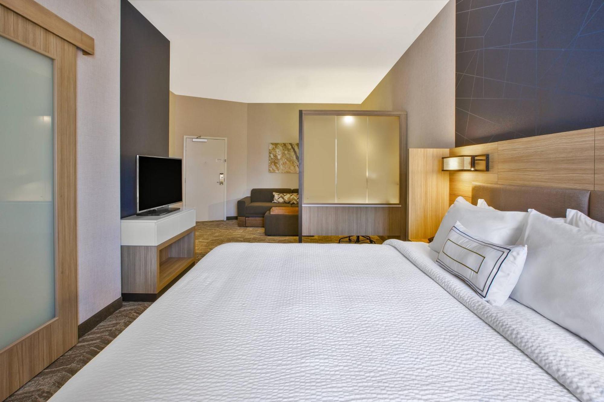 Springhill Suites By Marriott Pittsburgh Butler/Centre City Экстерьер фото